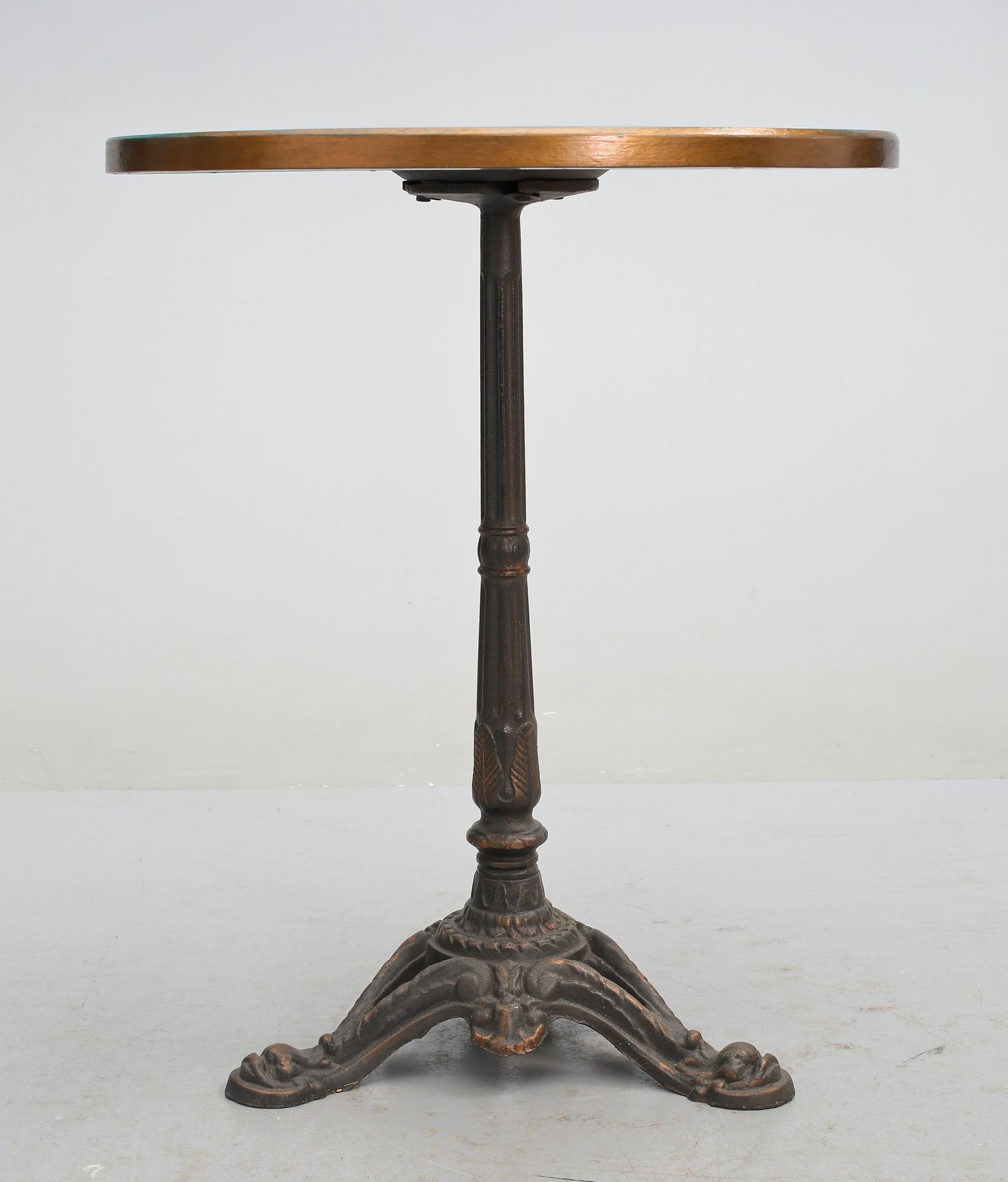 TRÄDGÅRDSBORD, 1900-tal.