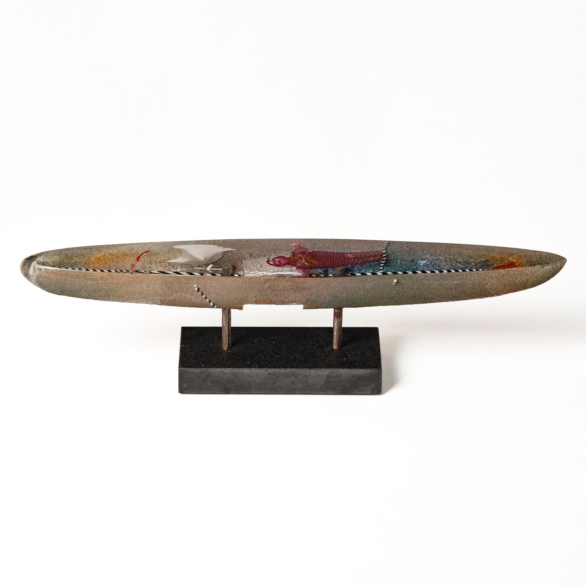 Bertil Vallien, skulptur, båt, sandgjutet glas, Kosta Boda 1992.