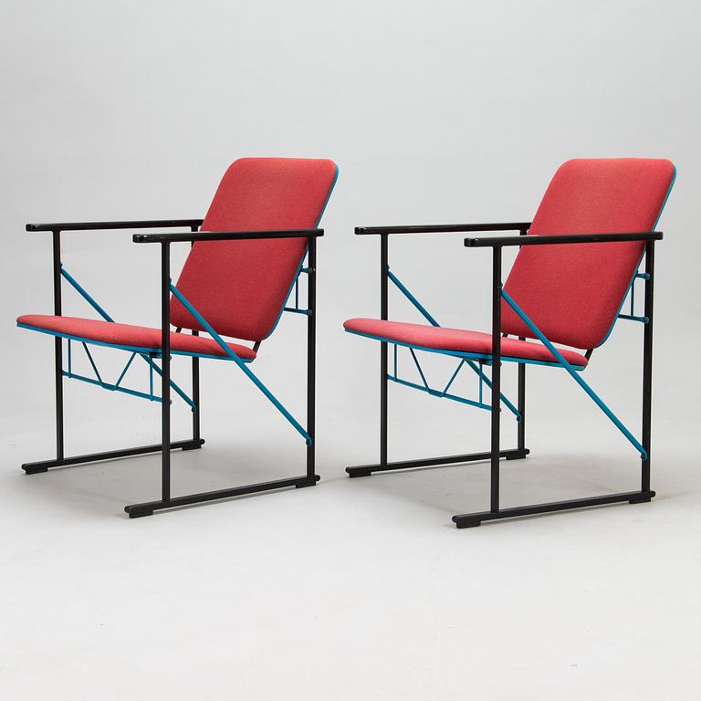 A pair of 1980s A500-series Armchairs and an ottoman by Yrjö Kukkapuro, Avarte, Finland.