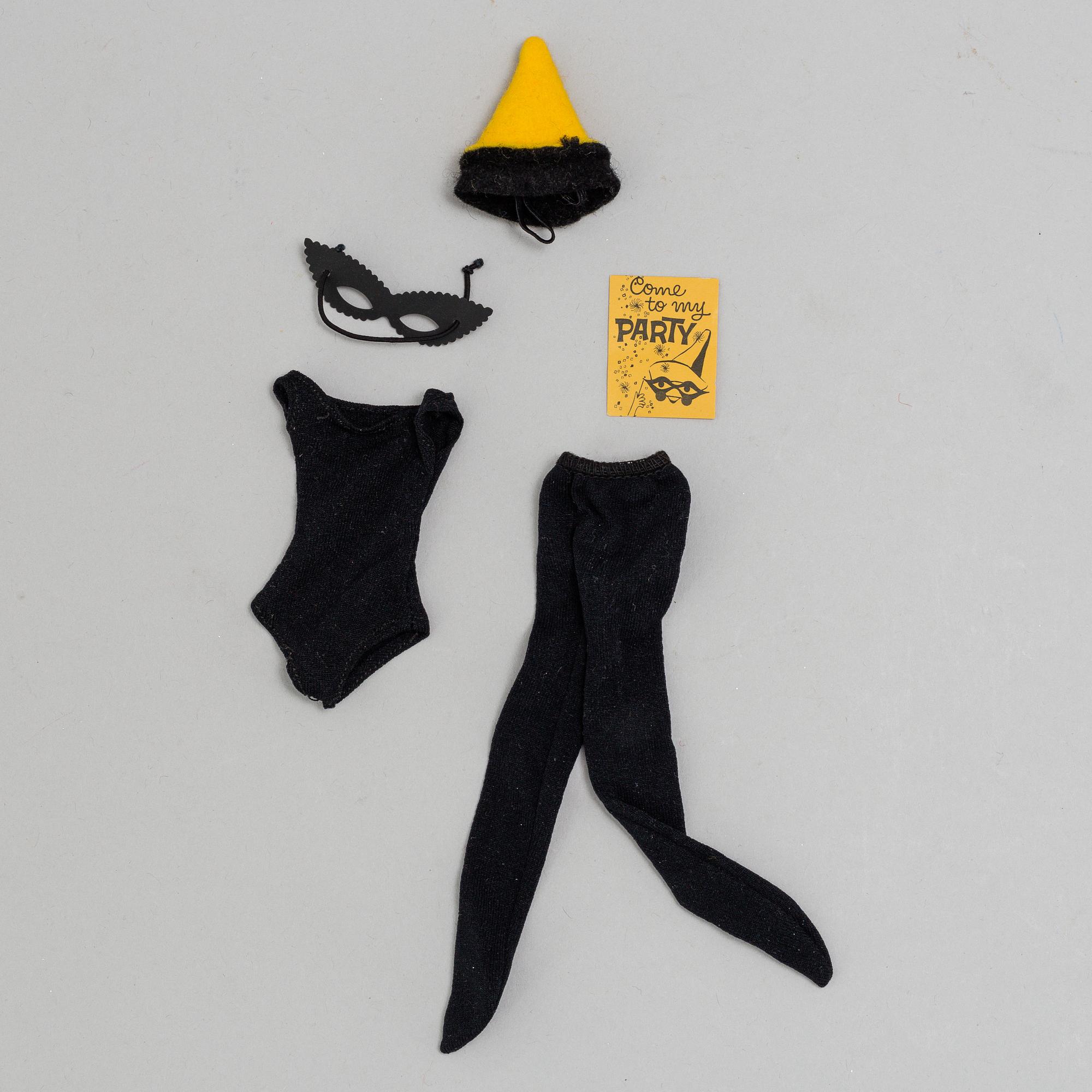 Four 1960's Barbiedolls with accessories, Mattel.
