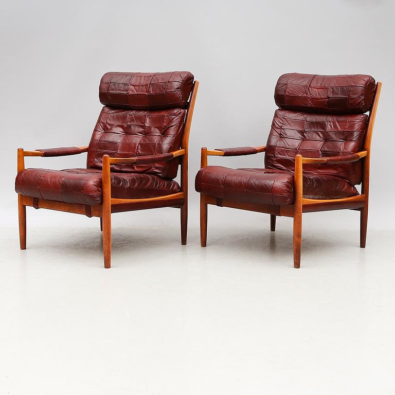 FÅTÖLJER, 1 par, 1900-talets andra hälft.