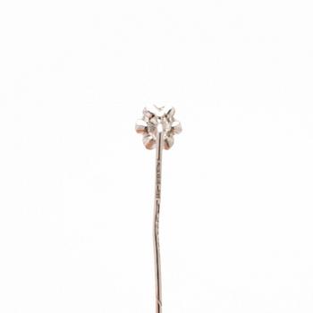 Brooch, 14K white gold with diamond, Axel Svensson, Malmö, 1989.