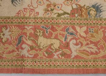 Matta, semiantik Spansk, sannolikt Madrid, ca 289,5-293 x 251-254 cm (samt kortsidorna med ca 1-2 cm slätväv).