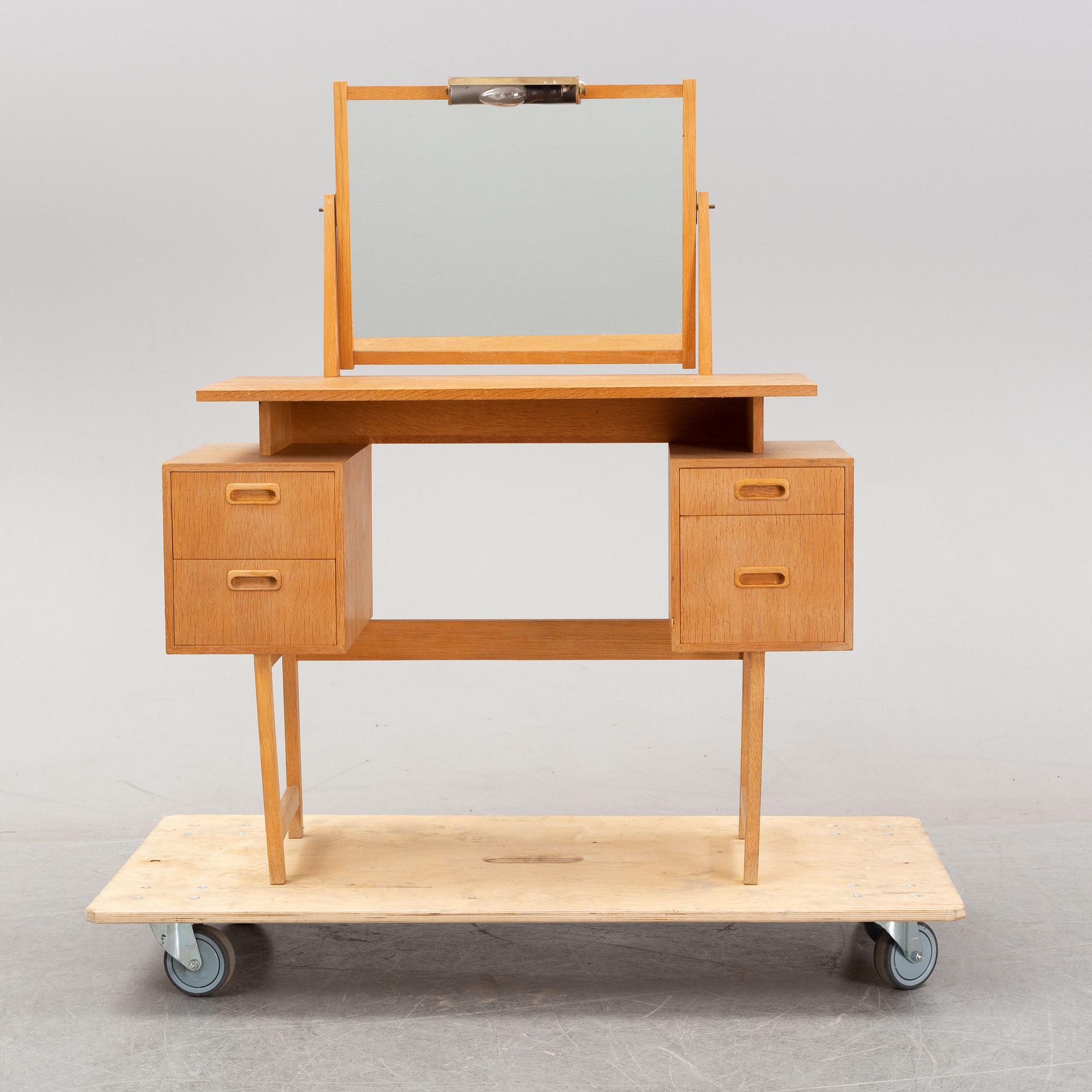 An oak dressing table, Glas&Trä, 1961.