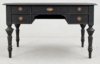 SKRIVBORD, nyrenässans, 1800-talets slut.