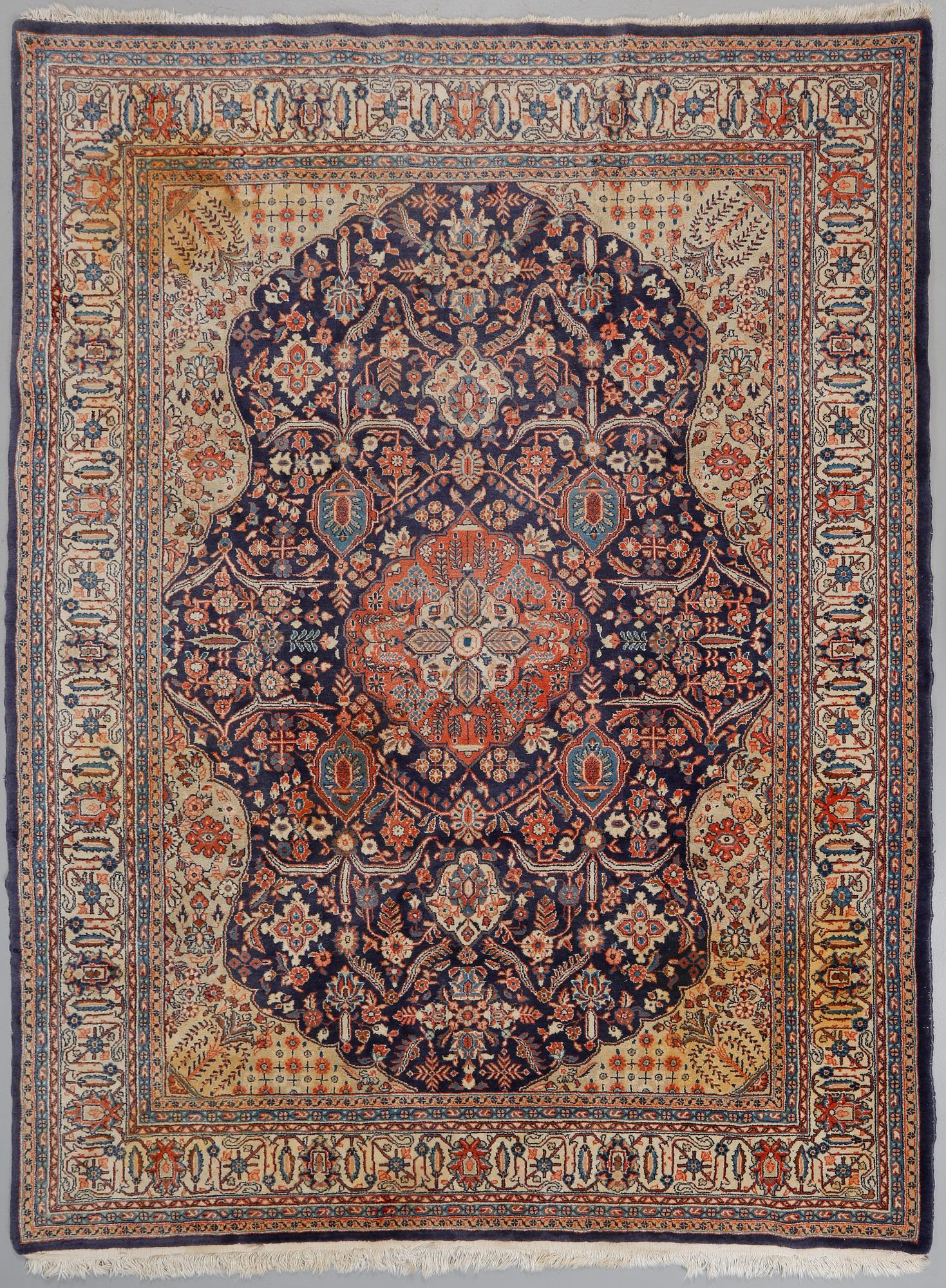 MATTA, Sarouk, old, 280 x 190 cm.