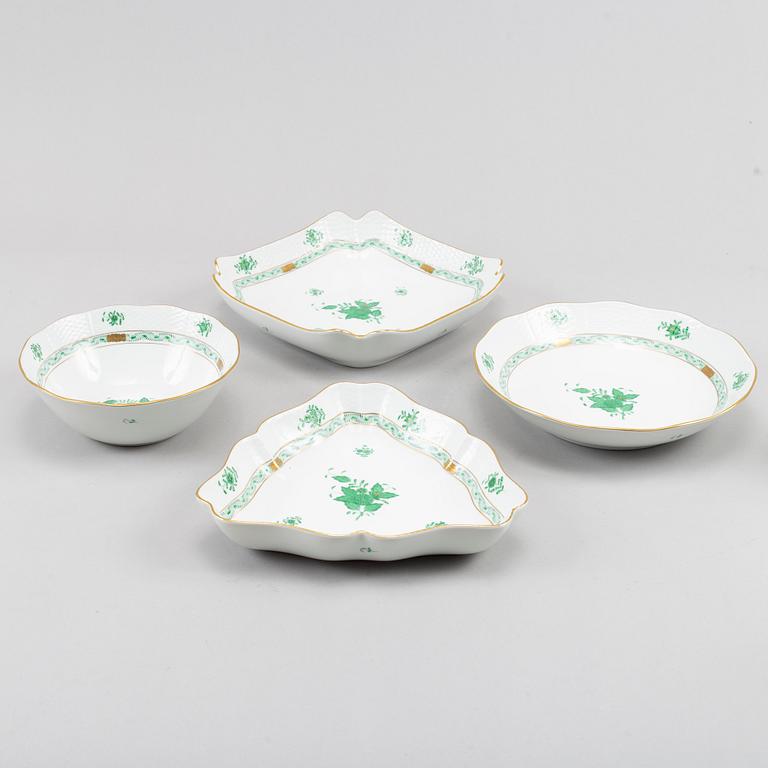 A porcelain dining service, 85 pieces 'Chinese Bouquet', Herend, 20th century.