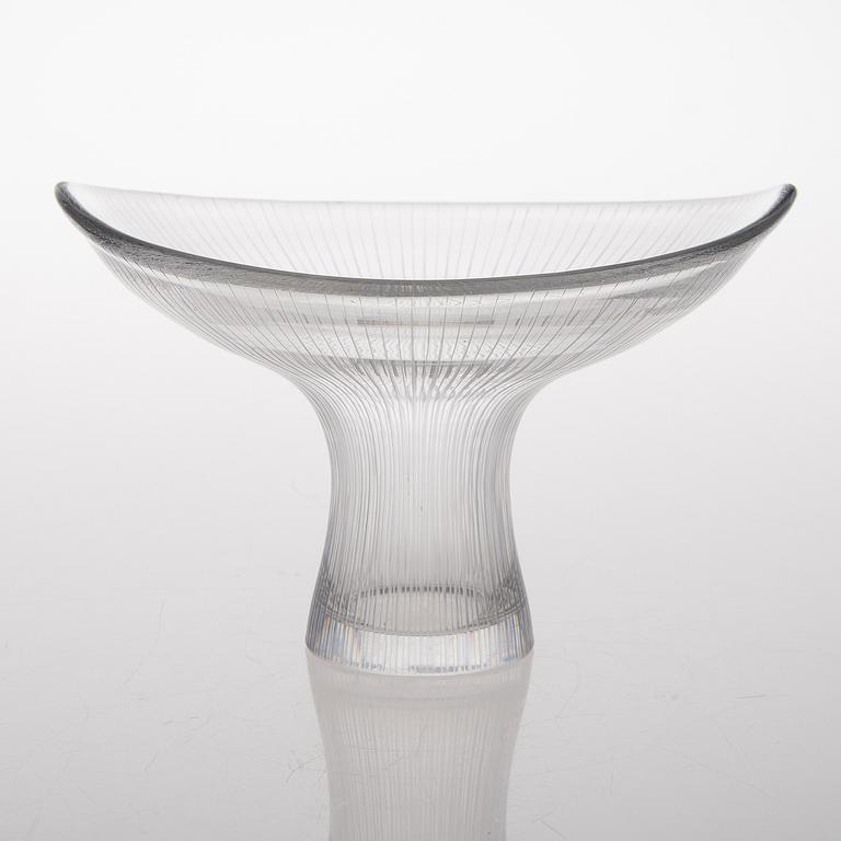 A line cut glass vase, signed Tapio Wirkkala Iittala -55.