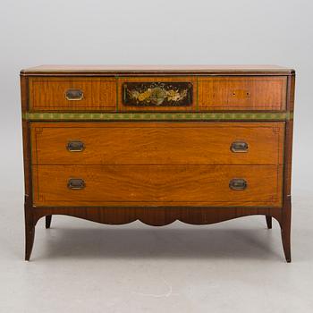 A chest of drawers from the John Widdicomb Furniture, Grand Rapids Michigan, USA, first half of the 20th Century.