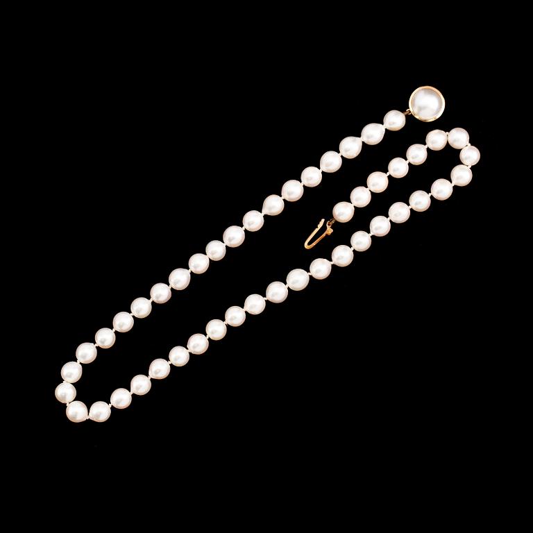 PÄRLCOLLIER, odlade sötvattenpärlor, lås 18 k guld.