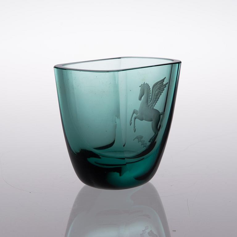 GÖRAN HONGELL, vase, glass, signed and dated, Karhula -47.