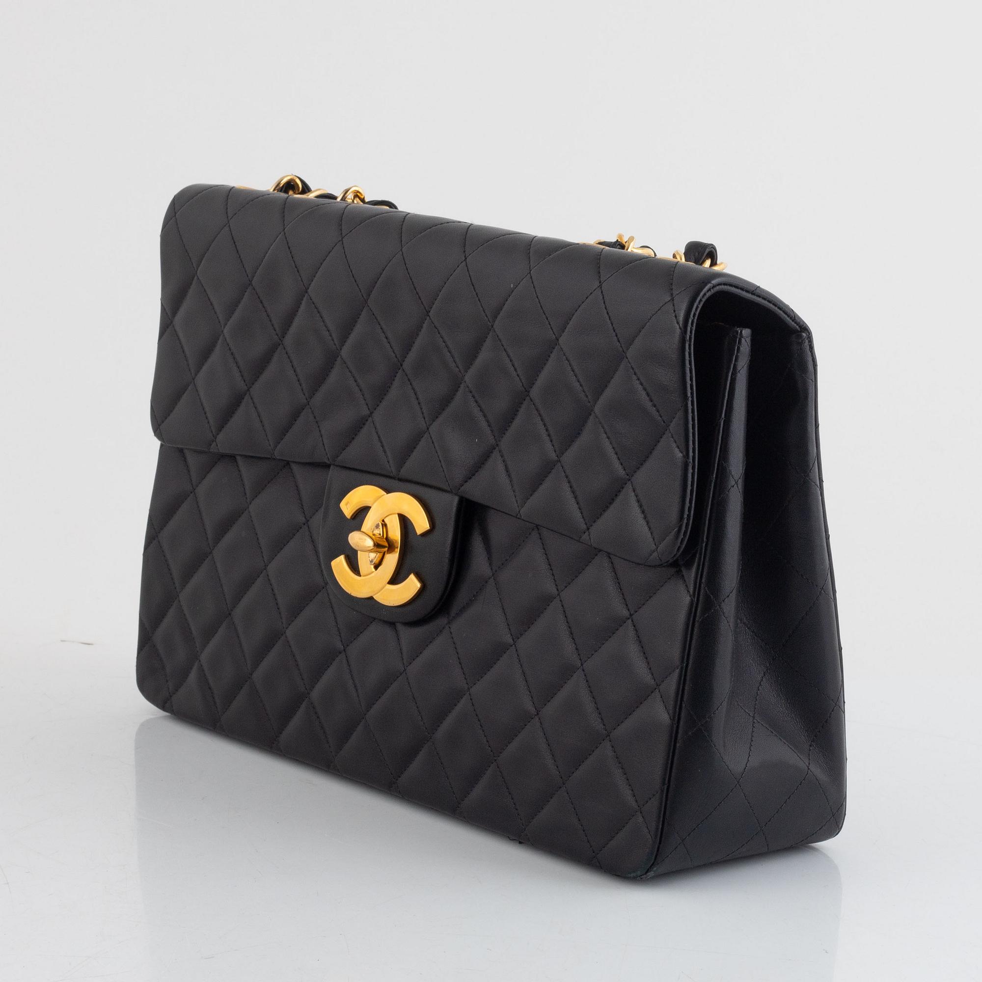 Chanel, väska, "Maxi Classic Flap Bag", 1994-1996.