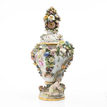 Meissen, Prakturna/lockurna, porslin, sent 1800-tal.