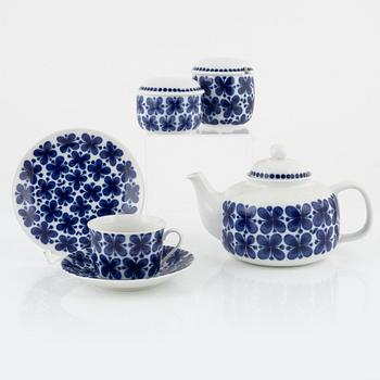 Marianne Westman, a 35-piece porcelain tea service, 'Mon Amie', Rörstrand.