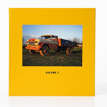 William Eggleston, Box med tre böcker "William Eggleston Chromes vol. 1-3" utgiven av Steidl. En bok signerad.