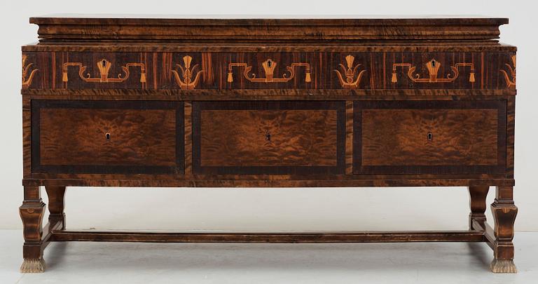 SIDEBOARD, möjligen Carl Malmsten, Svenska Möbelfabrikerna Bodafors, 1920-tal.