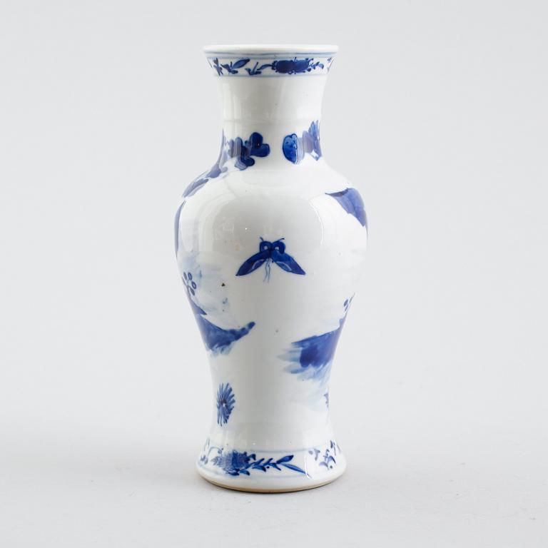 VAS, porslin, Kina, sannolikt 1800-tal.