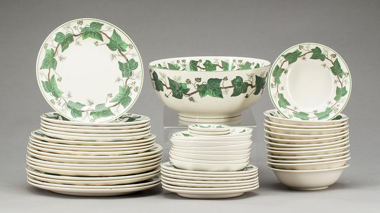 SERVIS, 66 delar, flintgods, Wedgwood. 1900-talets slut.
