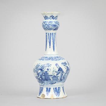 VAS, fajans, Delft, Holland omkr 1700.