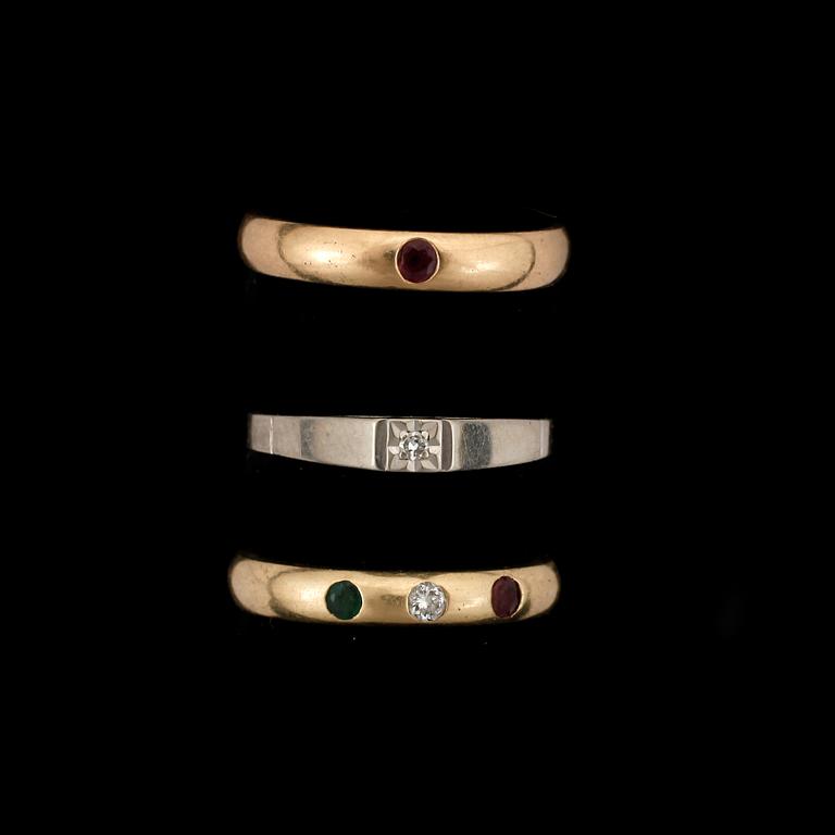 RING, 3 st, 18k guld med diverse stenar. Total vikt ca 10,2 gram.