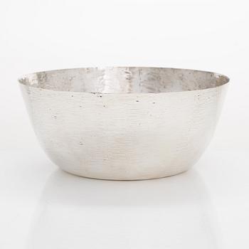 Tapio Wirkkala, A sterling silver bowl, marked TW, Kultakeskus, Hämeenlinna, Finland 1972.