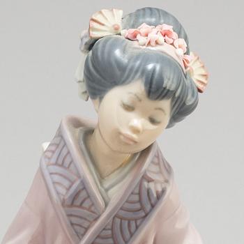 A Lladro porcelain figurine "Springtime in Japan", 1984.