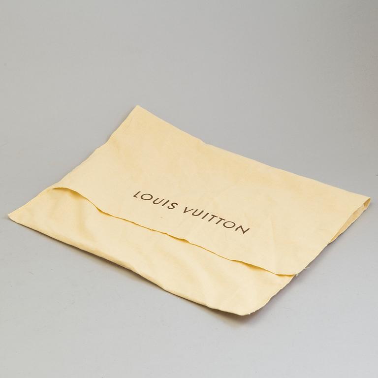 Louis Vuitton Limited Edition Monogram Epices Kalahari GM Bag.