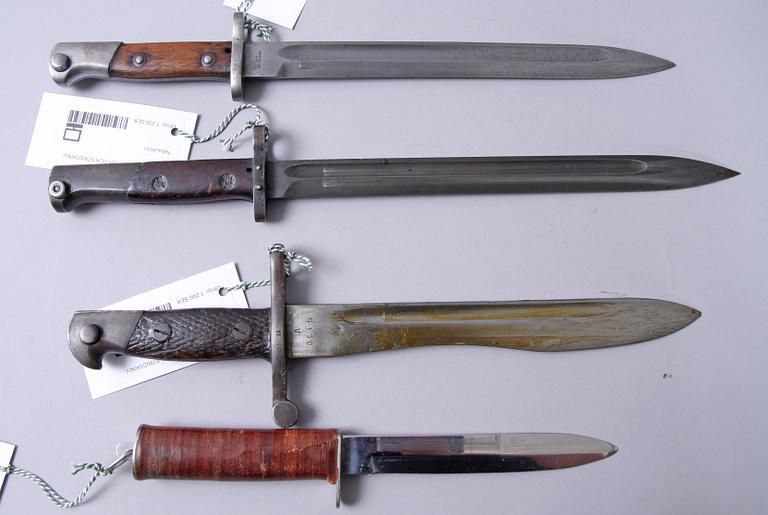 BAJONETTER OCH STRIDSKNIV, 3+1.