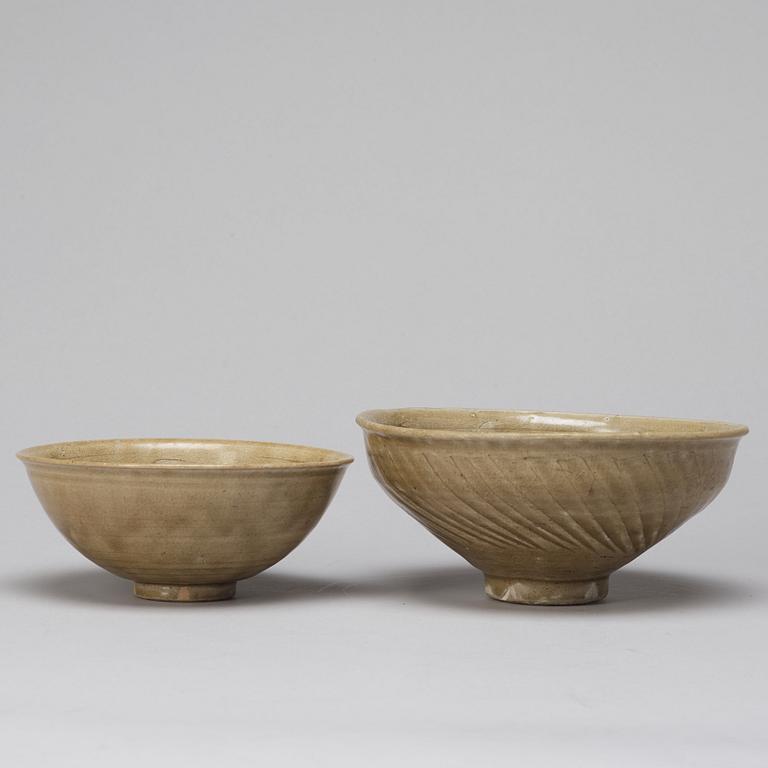 Two celdon glazed bowls, South East Asian Market, presumably Sawankhalok, 15/16th Century.