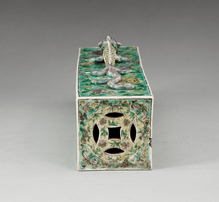 A rare famille verte scroll weight, Qing dynasty.