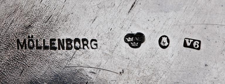 BÄGARE, silver, firma Möllenborg, Stockholm 1899. Vikt 513 g.