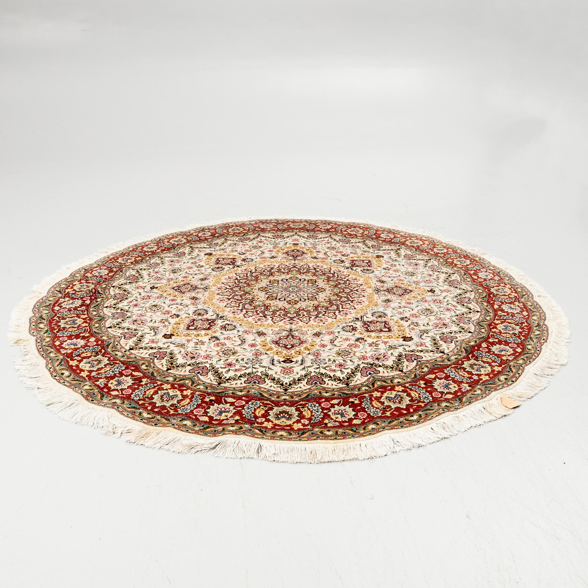 Matta, Ghom, diameter ca 210 cm.