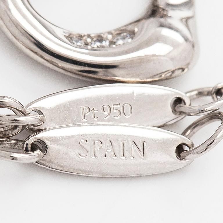 Tiffany & Co, Elsa Peretti, halsband, "Open Heart", platina och diamanter.