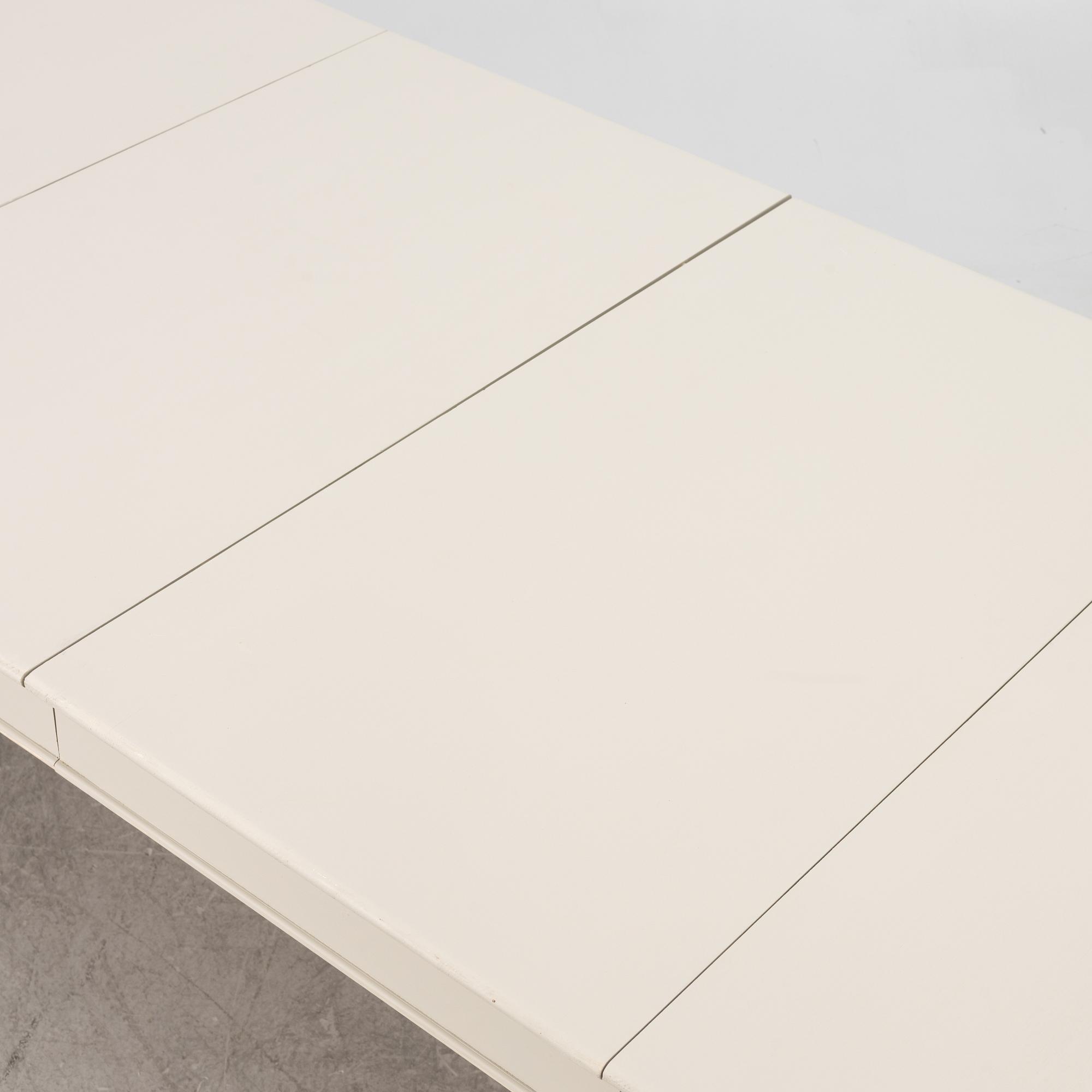 Matbord, gustaviansk stil.