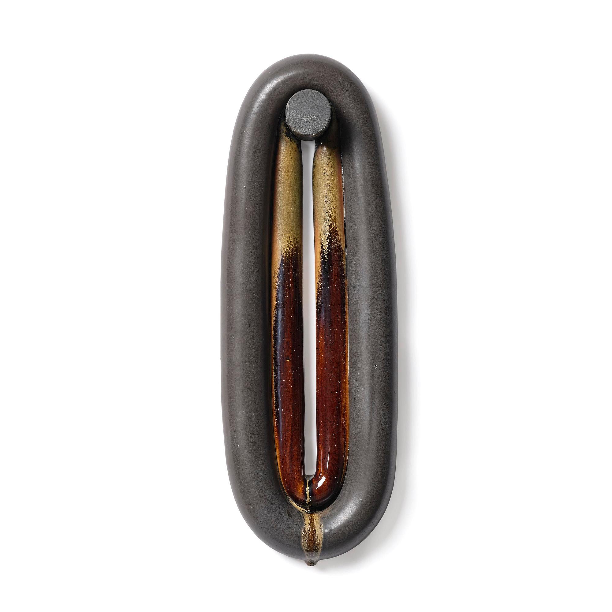 Mårten Medbo, väggskulptur, "Morfologi", stengods, egen ateljé, 2019.