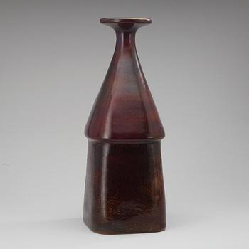 A Stig Lindberg stoneware urn, Gustavsberg Studio, 1968.