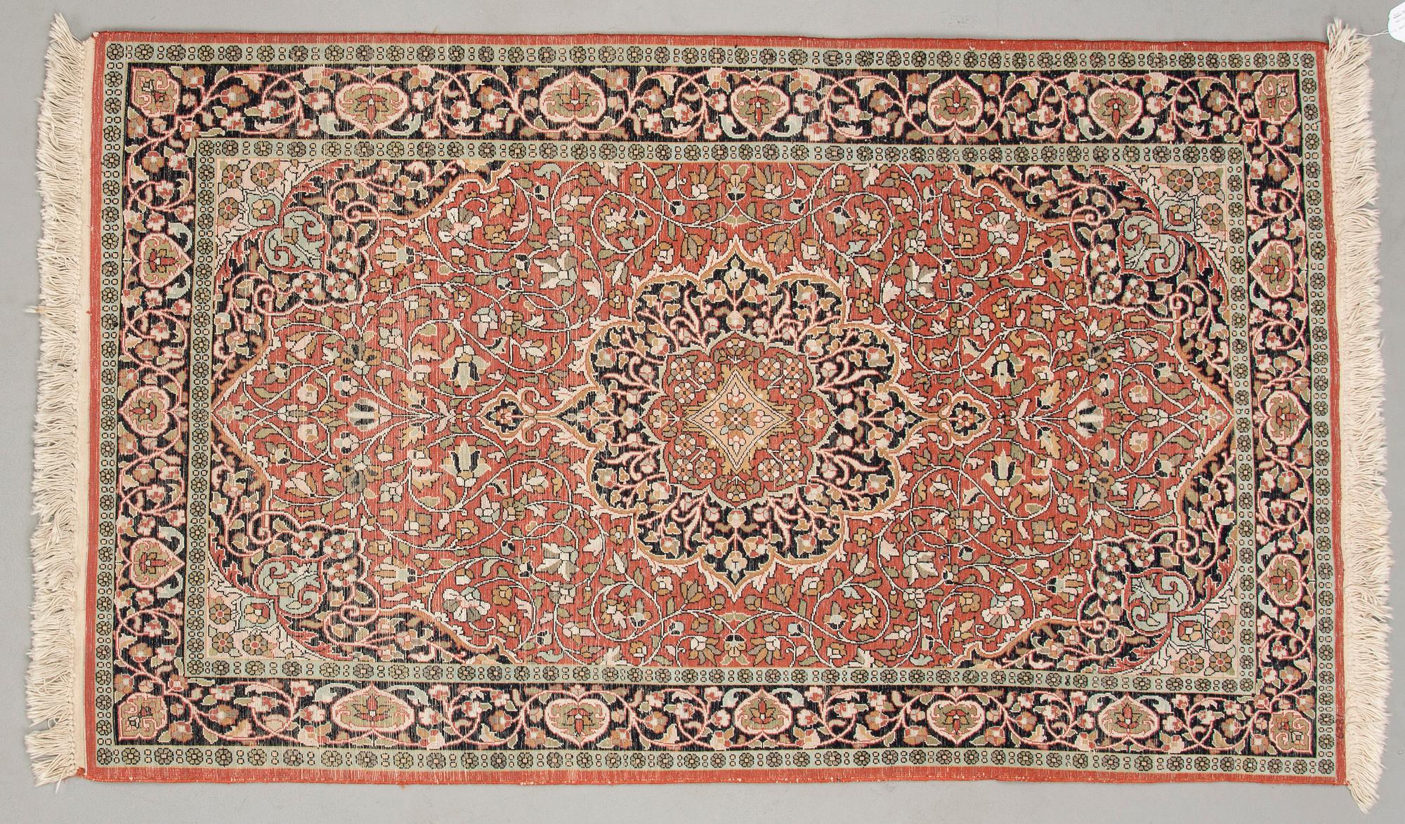 MATTA, Persien. Ca 92x156 cm.