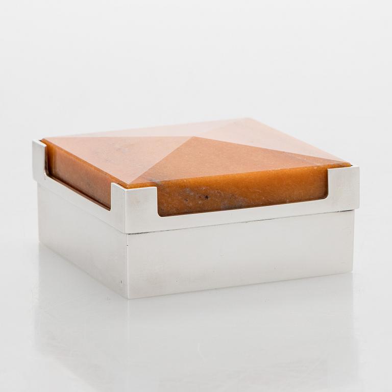 Bertel Gardberg, A lidded silver box with rosewood interior,  for Kultateollisuus, Turku 1968.