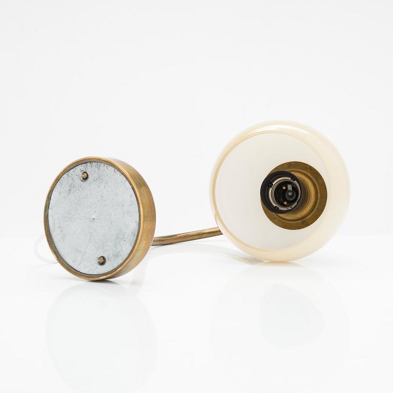 Bordslampa, model 61040, Idman, 1900-talets mitt.