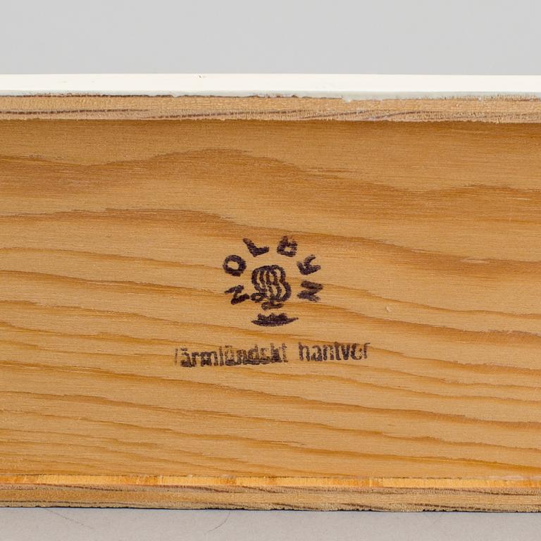 A lot of 17 pieces of doll house furniture by Nolbyn Värmländskt hantverk first half of the 20th century.
