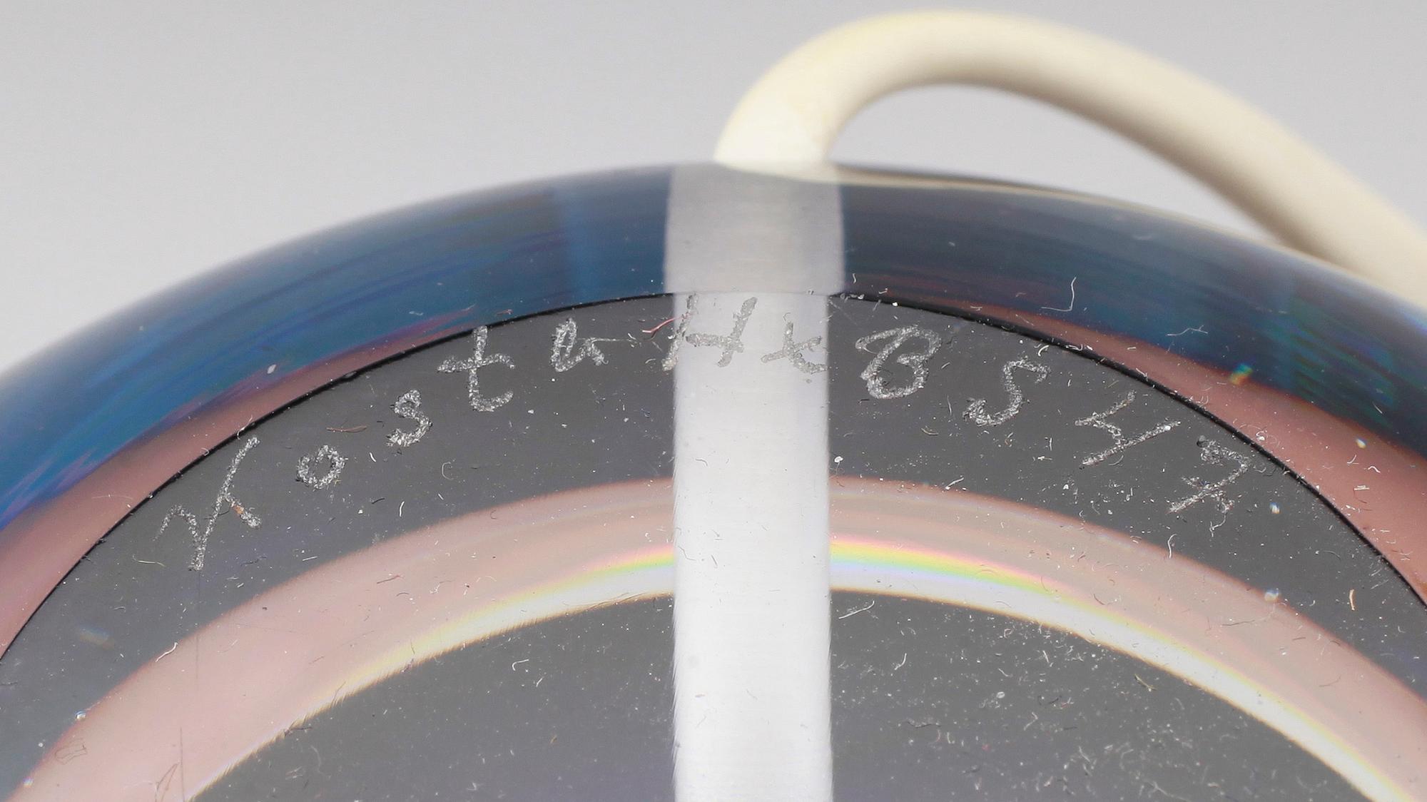 BORDSLAMPA, glas, Kosta, 1900-talets andra hälft.