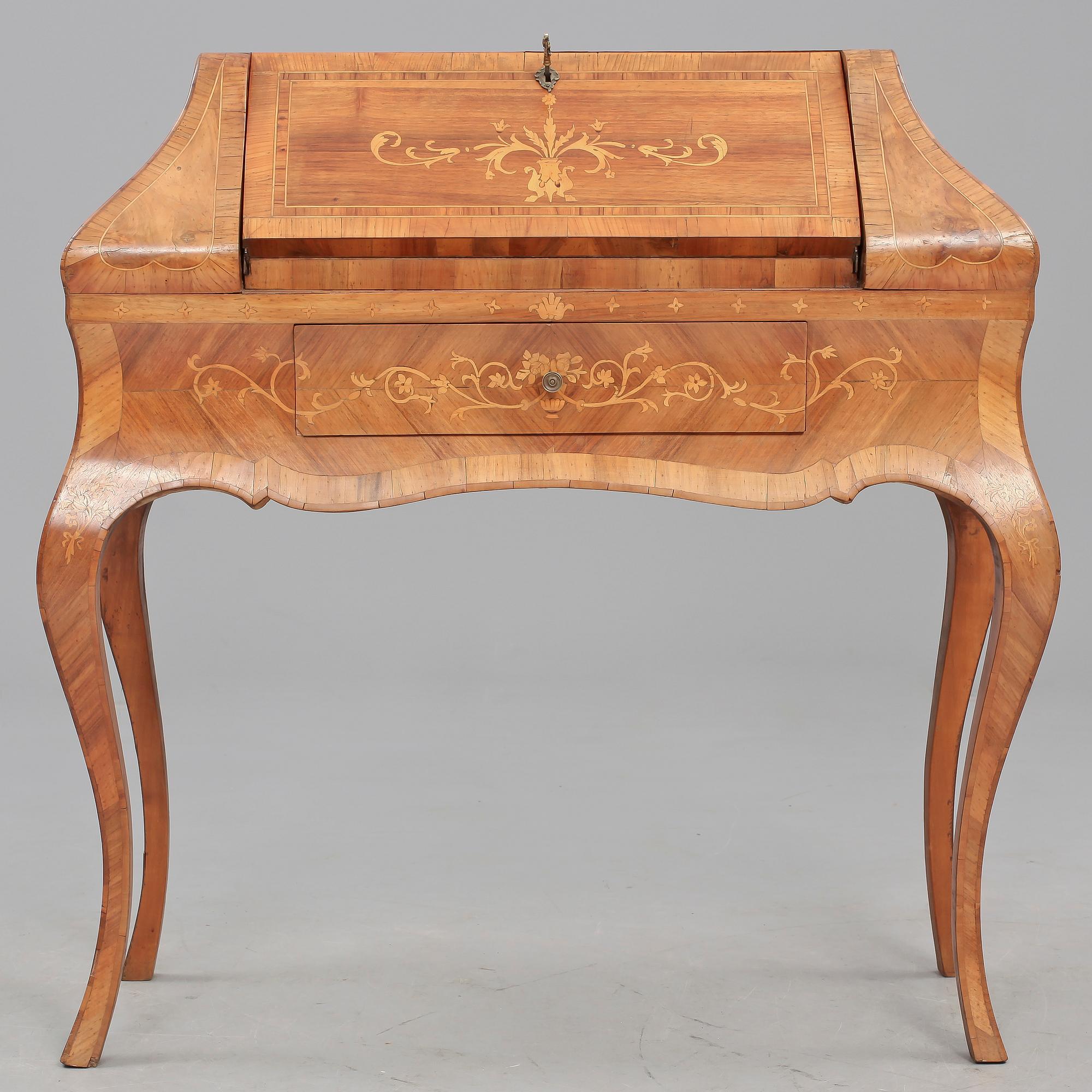 SEKRETÄR, Louis XV-stil, sent 1800-tal/tidigt 1900-tal.