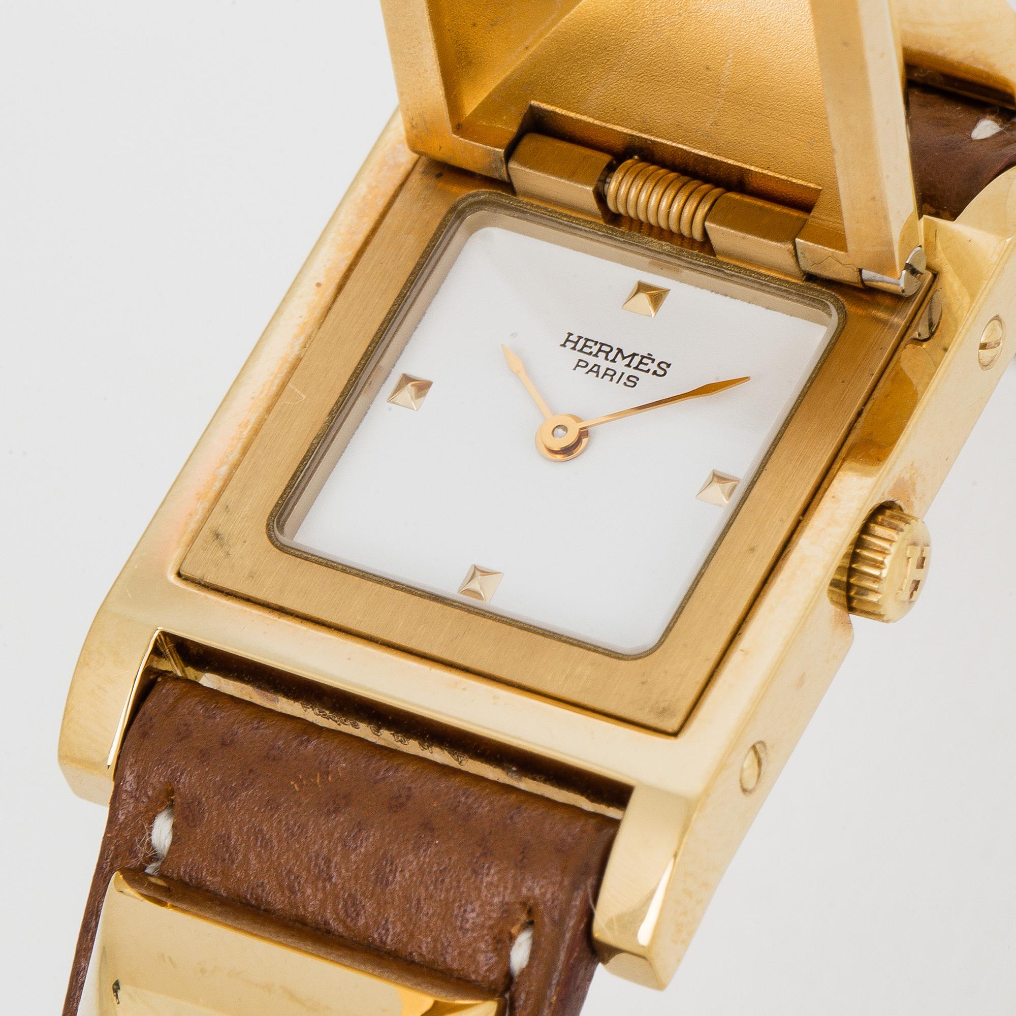 HERMÈS, "Medor", wristwatch, 23 x 32 mm.