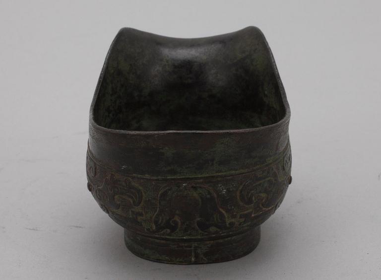 KANNA, mässing, arkaiserande, sannolikt Kina, 1900-talets början.