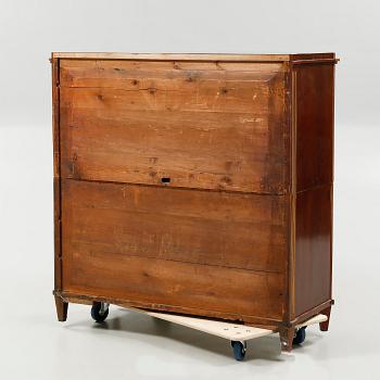 A bureau, 19th century.