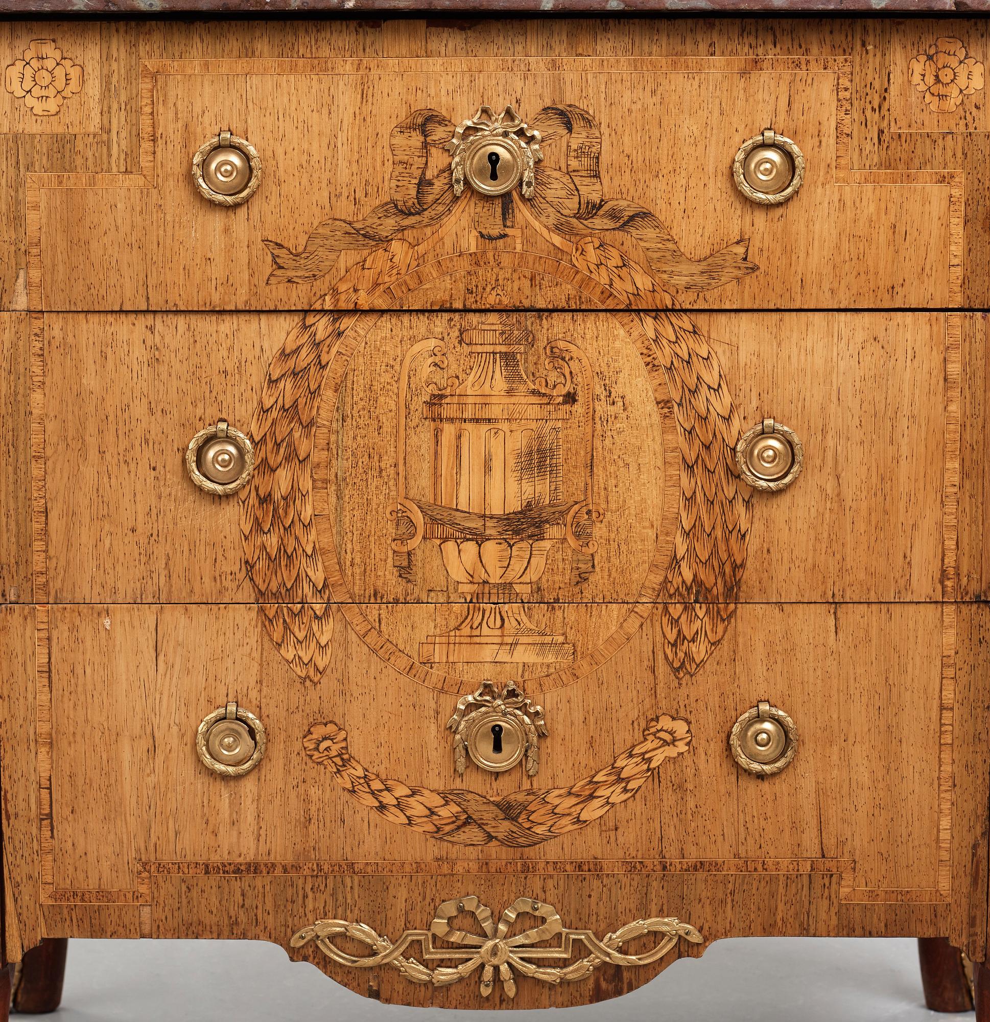 A Gustavian 18th century commode in the manner of Johan Wilhelm Metzmacher (master in Stockholm 1769-1783).