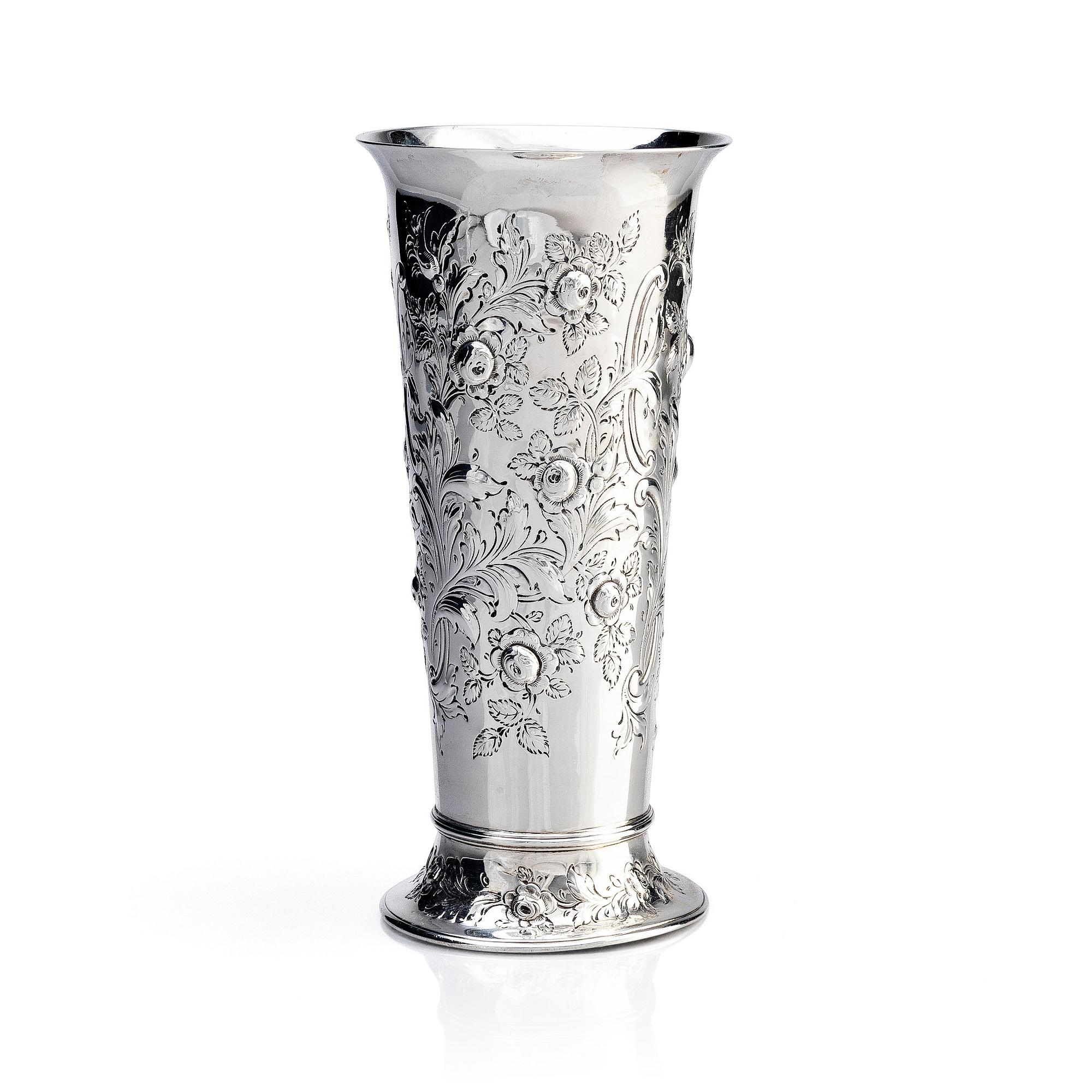 A British silver beaker, mark of Thomas Whipham, London 1781.
