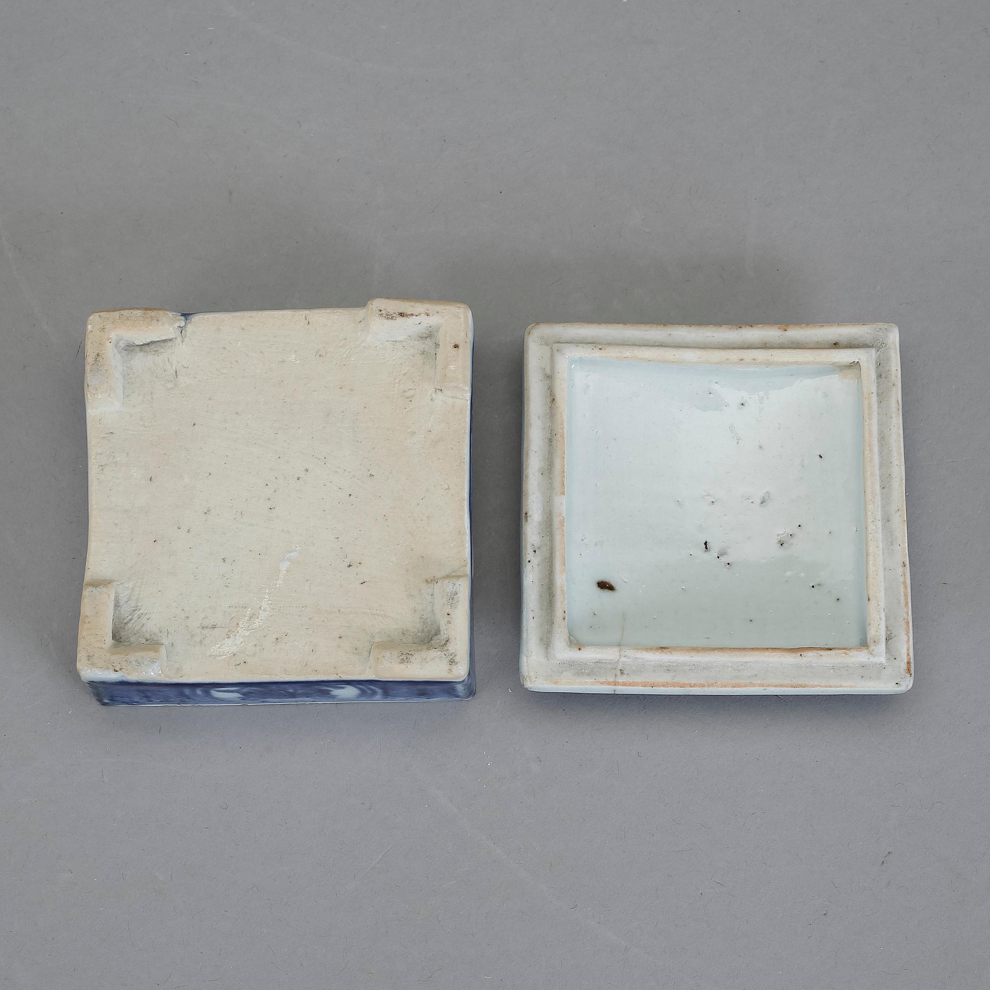 DOSA MED LOCK, porslin. Qianlong, Kina (1736-1795).