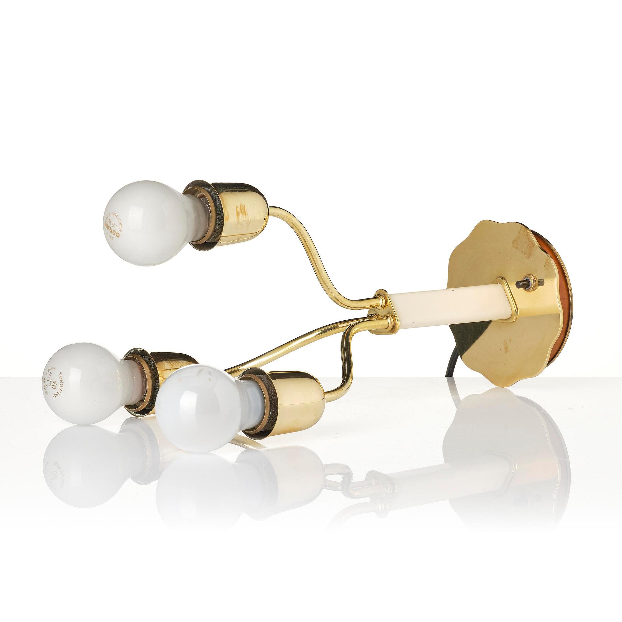 Harald Notini, a table lamp model "15484", Arvid Böhlmarks Lampfabrik, Stockholm, 1940s.