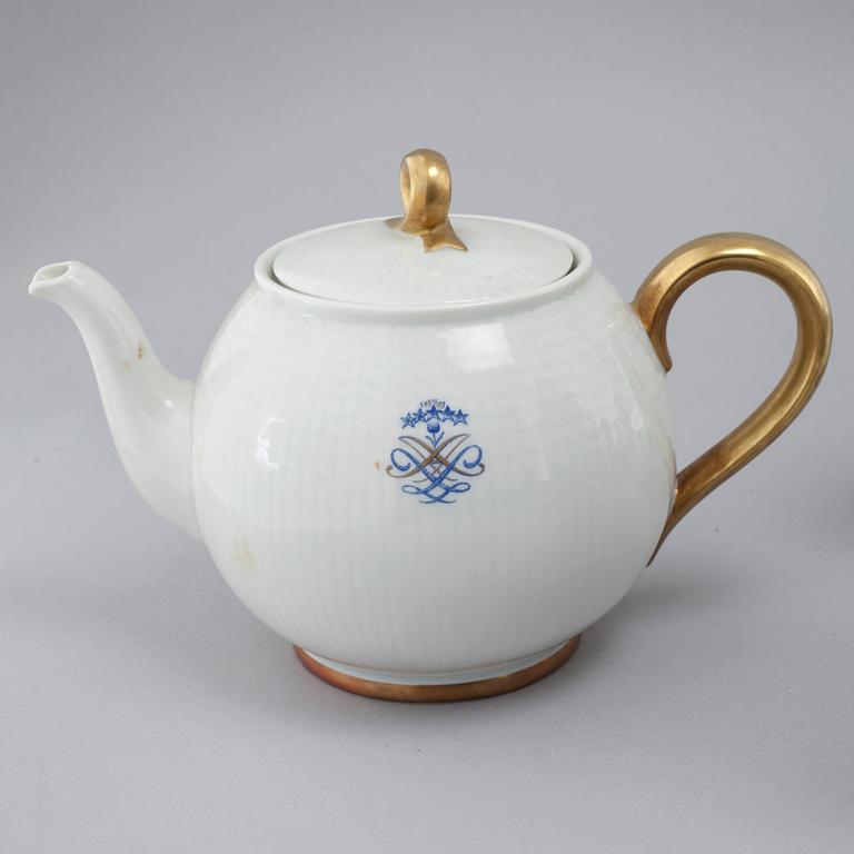 SERVIS, 119 delar, "Swedish Grace" med monogram, porslin, Rörstrand, 1900-tal.